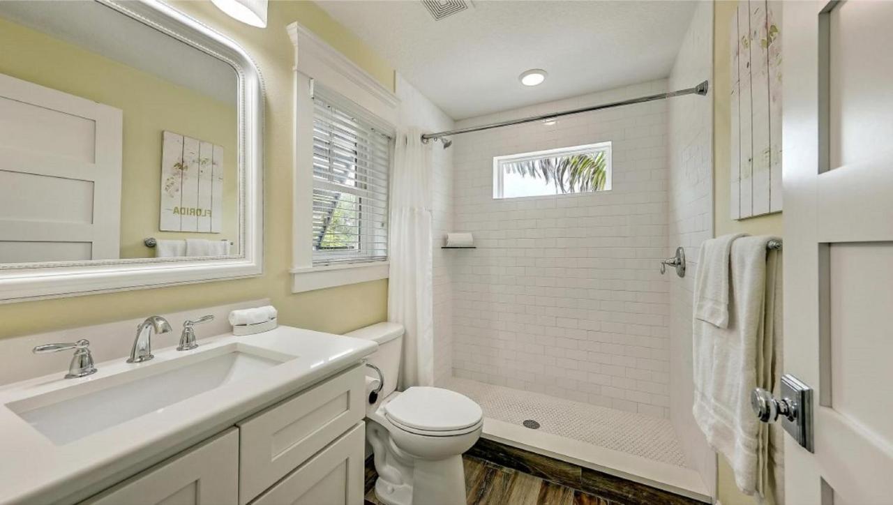 Canal Upper-Gorgeous 3 Bed 3 Bath Near Sk Village Siesta Key Exteriör bild